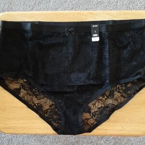 NWT Torrid Curve Size 1 Sexy Black Lace Brief Underwear N118